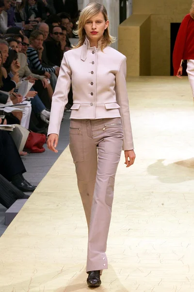 Look 35